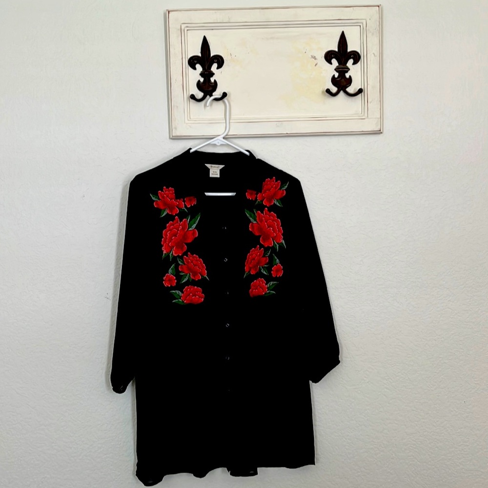 Women’s Ariat Sheer Black Button Up Collared Blouse